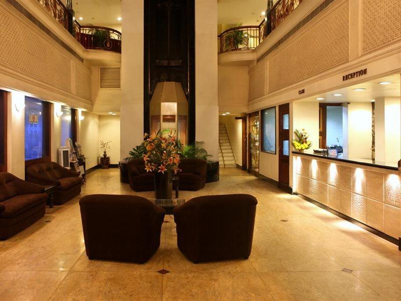 Royal Fort Hotel Visakhapatnam Buitenkant foto