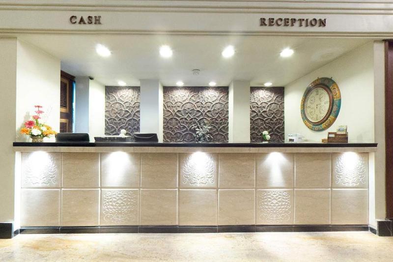 Royal Fort Hotel Visakhapatnam Buitenkant foto